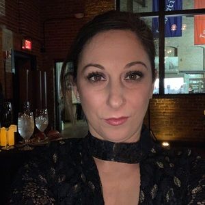 Meet your Posher, Julie